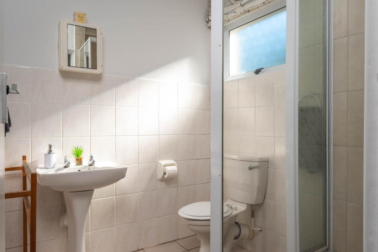 Loadshedding Free!! Tropical Beach Oasis, Wi-Fi, Views, Pool, Netflix Ballito Esterno foto